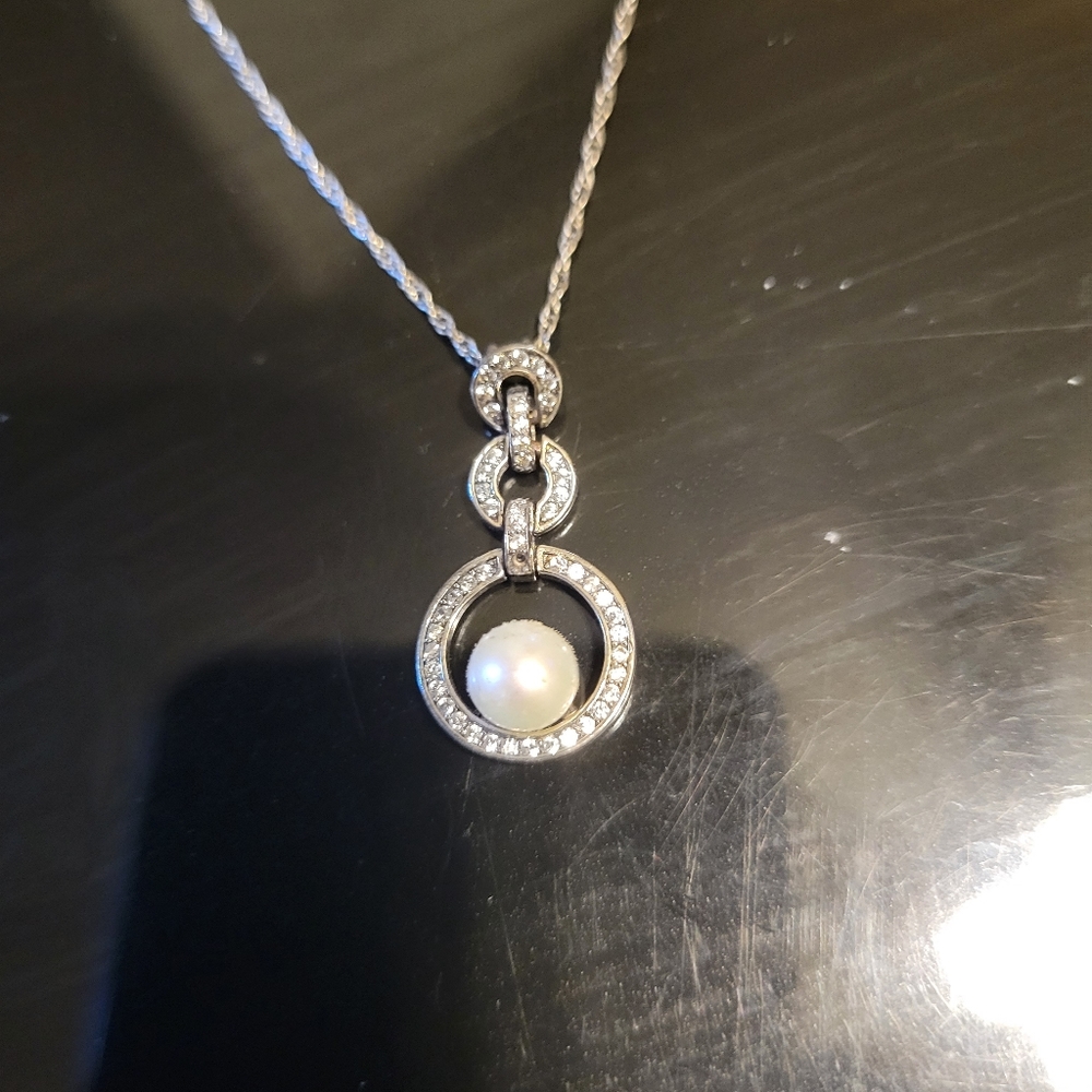 2/$30 - Vantel Pearls Light Pearl Necklace (8)